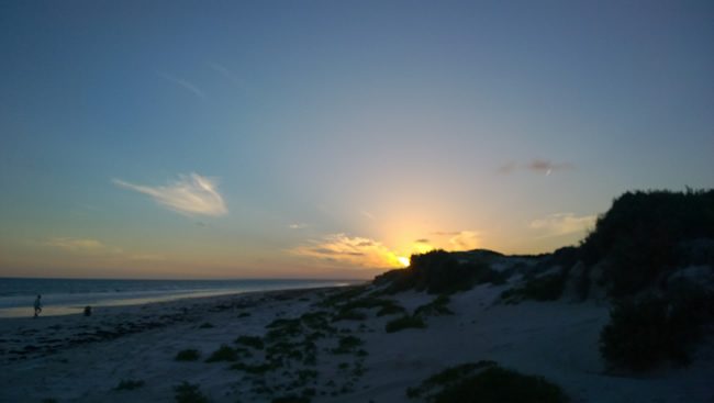 A beautiful sunset on a lonely beach near the Eyre Bird Observatory, Eyre, Western Australia.