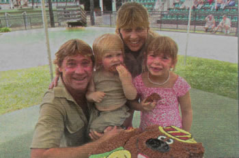 Steve, with wife Terri, son Robert, and daughter Bindi.