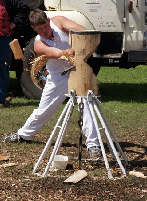 Woodchops are an Australian tradition at country shows. Geelong, Victoria, Australia.