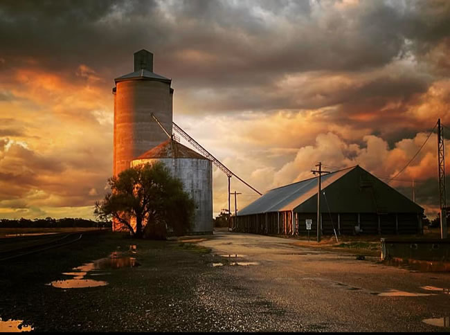 Clouds and rain and the sunset light at Minyip in Victoria.